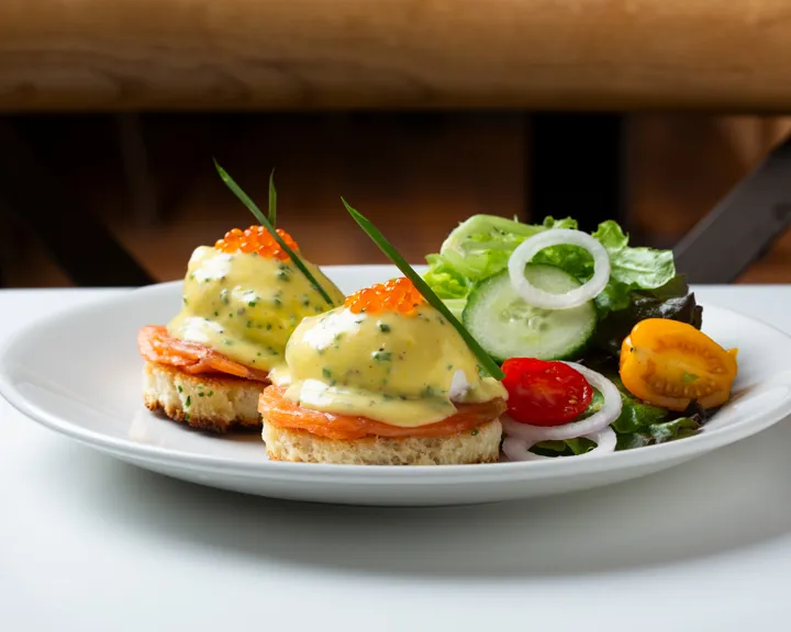 Eggs Benedict with Salmon