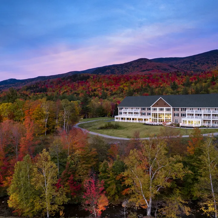 The Glen House Hotel in the fall