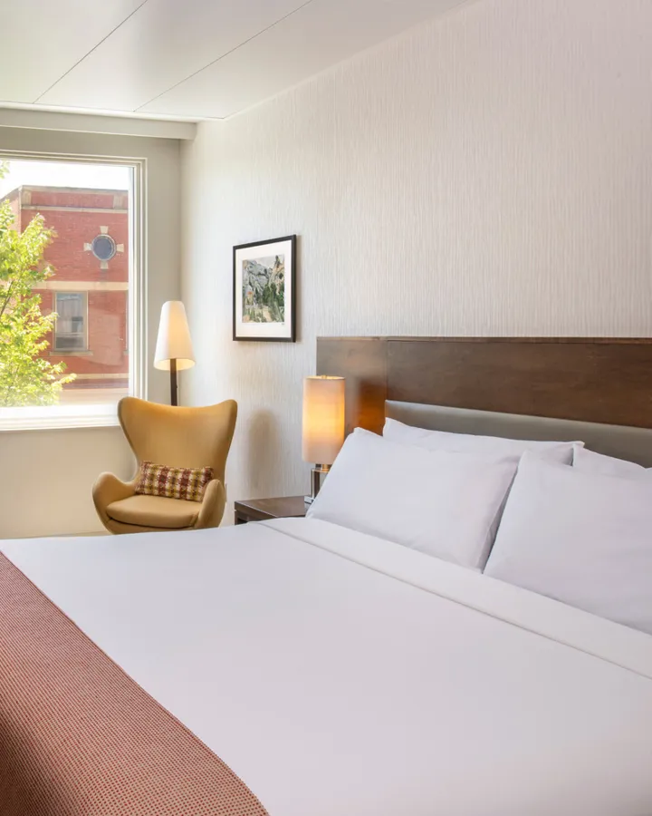 King guest room